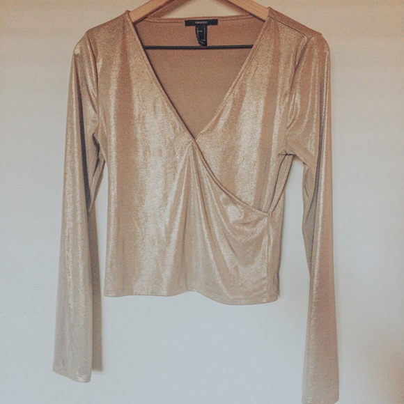 Forever 21 Tops - 3/16 FOREVER21 Metallic Long Sleeve Gold Shirt